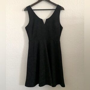Row A Black Sleeveless V-Neck Mini Cocktail Dress Women's Size X-Large